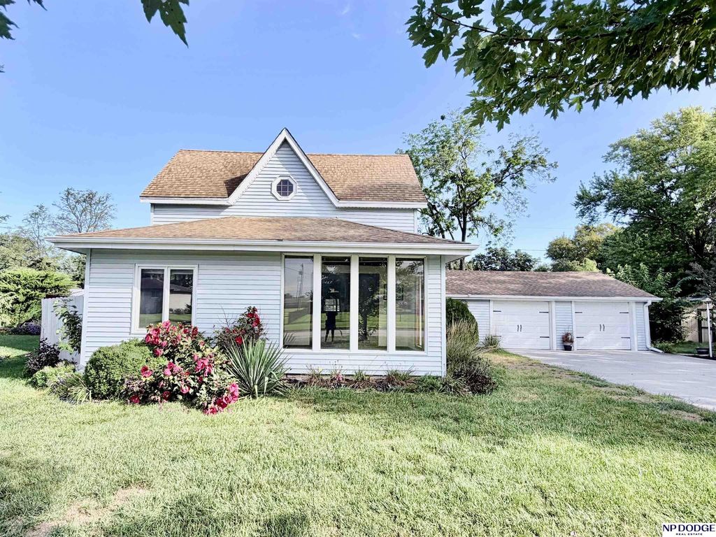 520 W 8th Street, North Bend
