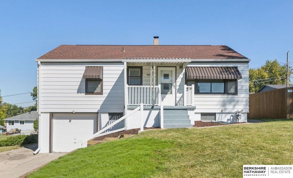4460 Hillsdale Avenue, Omaha