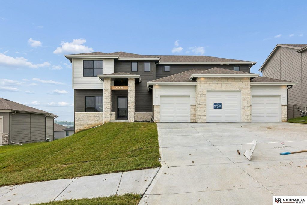 11101 N 161 Street, Bennington
