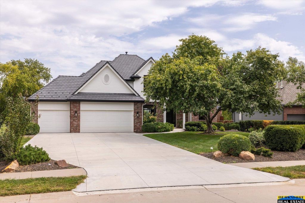 1801 S 186 Street, Omaha