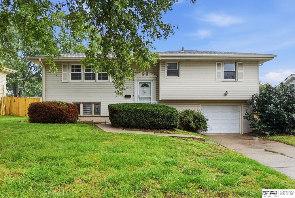 12218 Orchard Avenue, Omaha