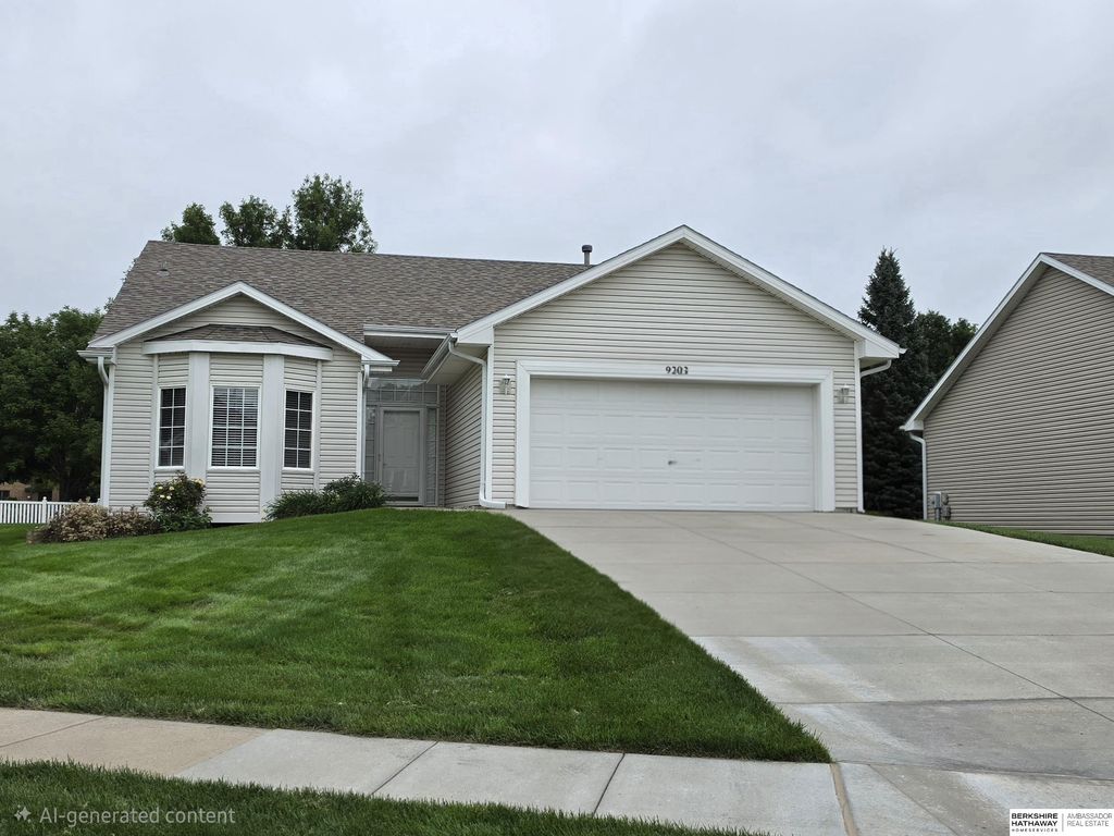 9203 Hillcrest Drive, La Vista