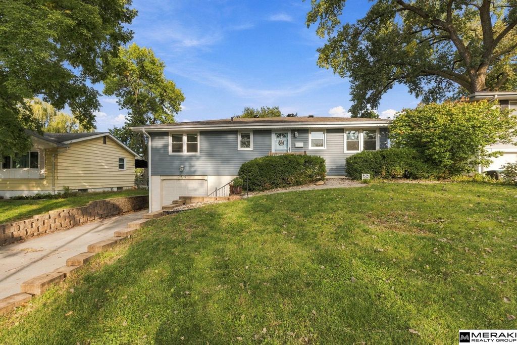 2317 S 123 Street, Omaha