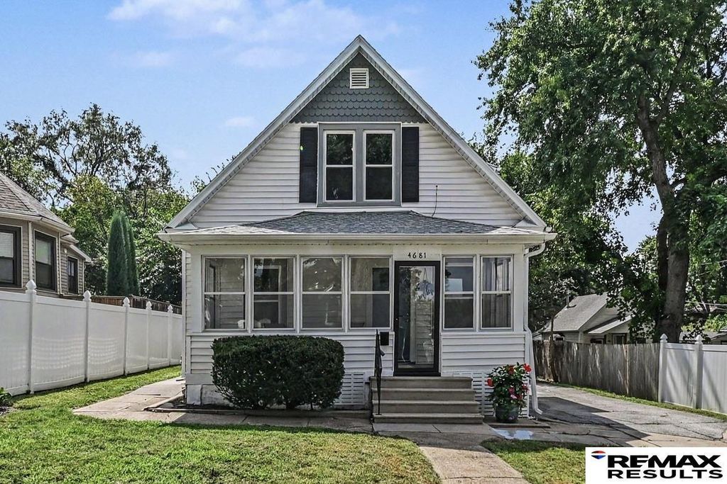 4681 Mason Street, Omaha