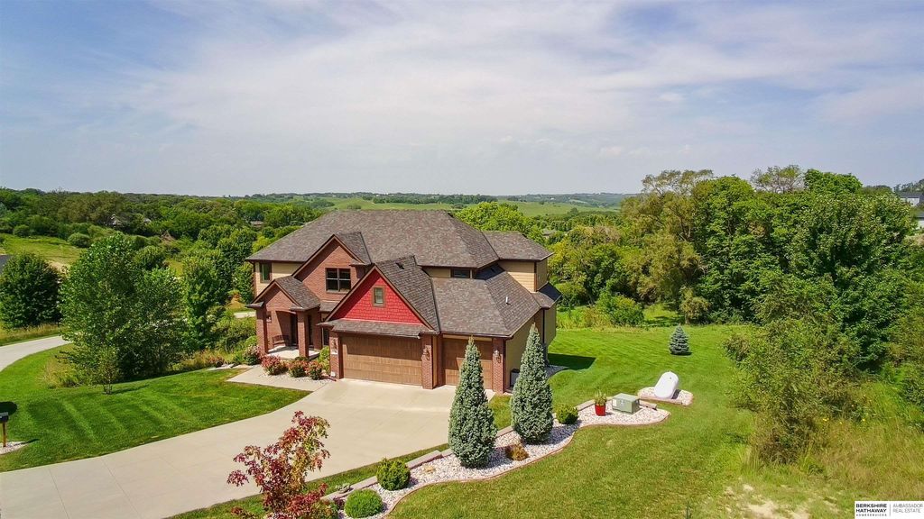 5705 Glen Oaks Drive, Fort Calhoun