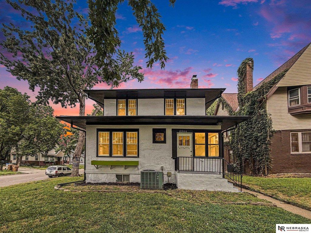 2500 B Street, Lincoln