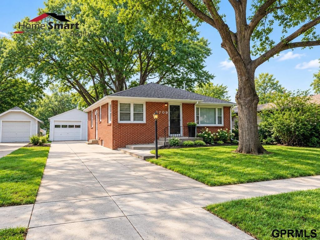 2709 S 12 Street, Lincoln