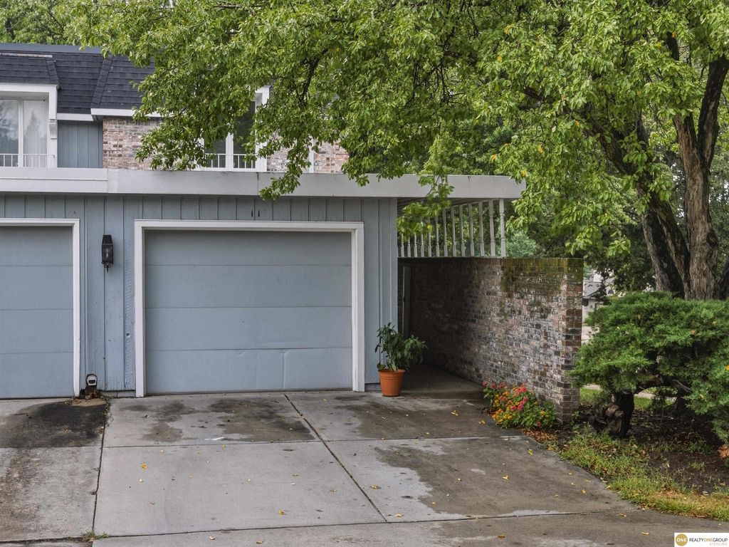7111 Oldpost Road, Unit 11, Lincoln