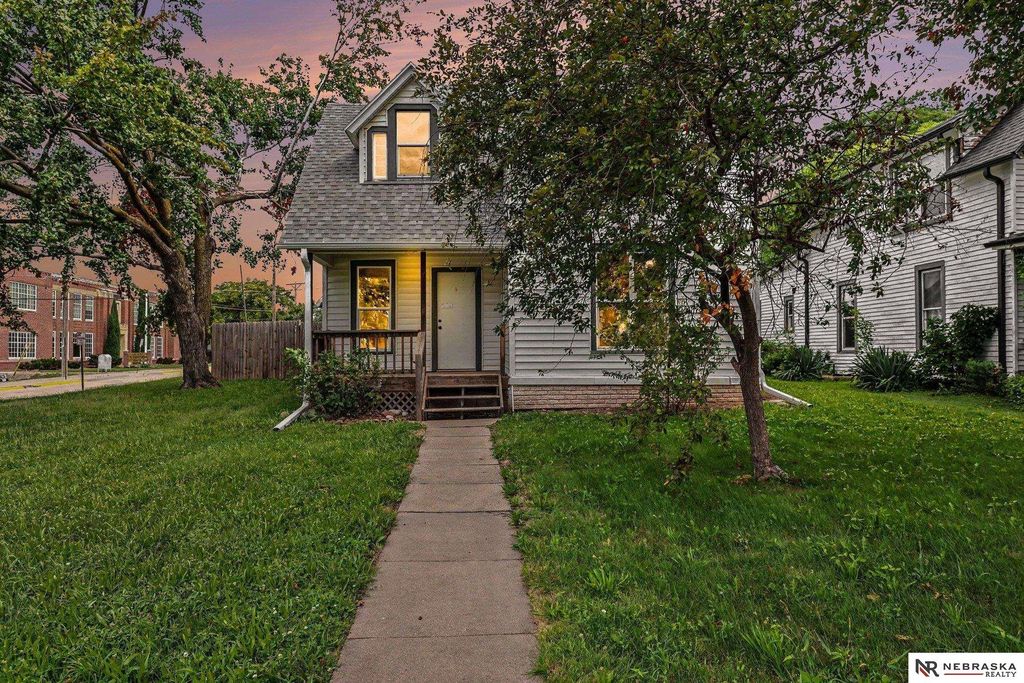 4604 Stockwell Street, Lincoln