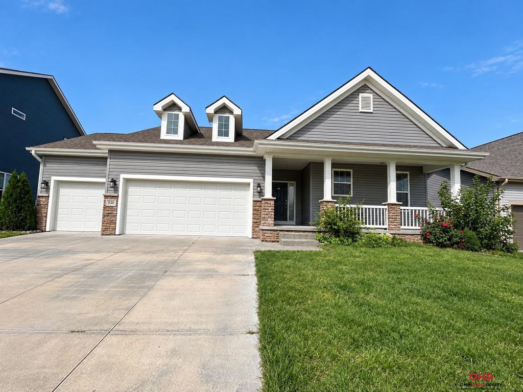 930 Kooser Drive, Lincoln