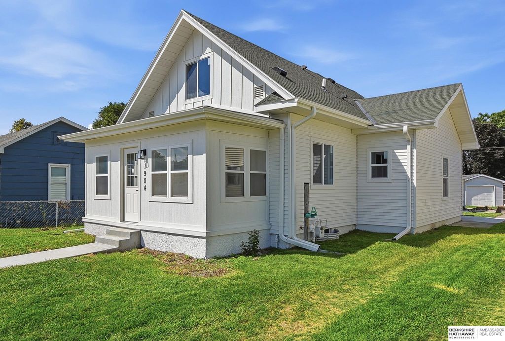 1904 Avenue B, Council Bluffs