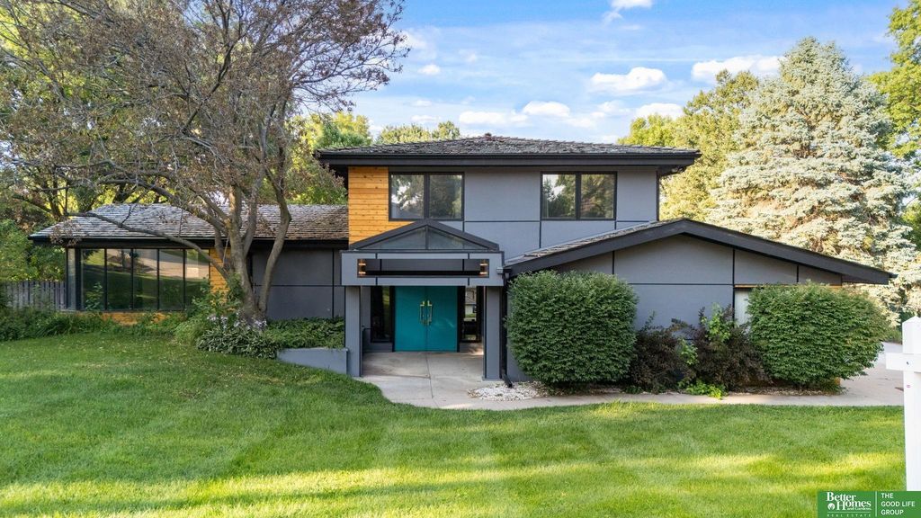 12614 Harney Circle, Omaha