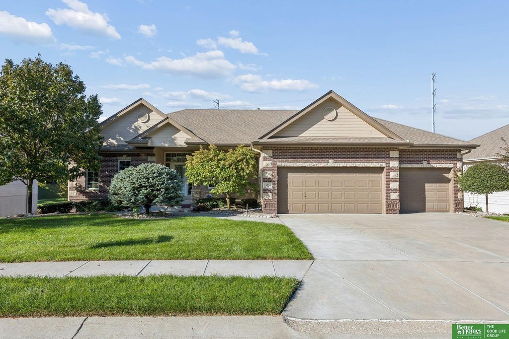 10326 S 179th Street, Omaha