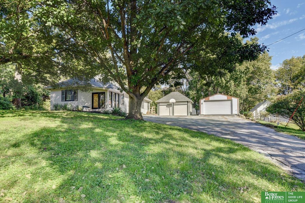 1510 Mcpherson Avenue, Council Bluffs