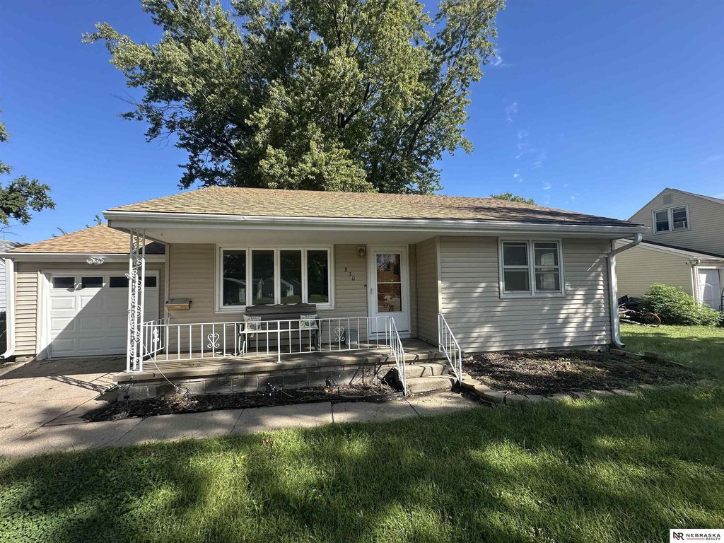 830 E 21st Street, Fremont