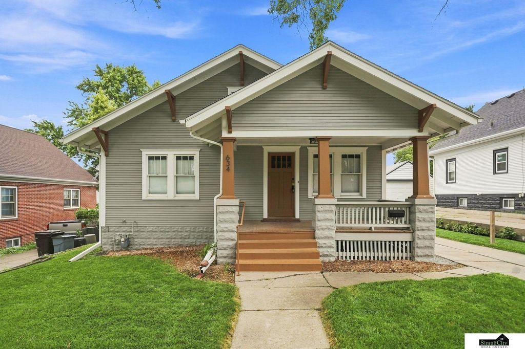 634 Washington Street, Lincoln