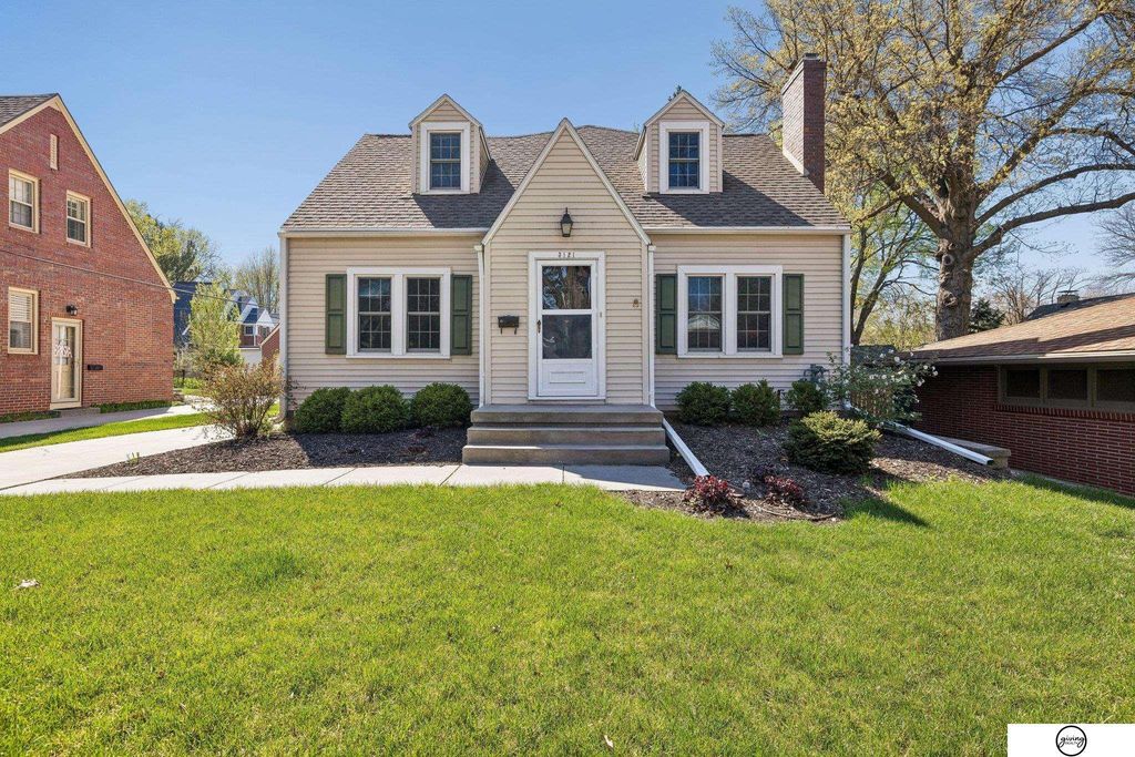 3121 Cedar Avenue, Lincoln
