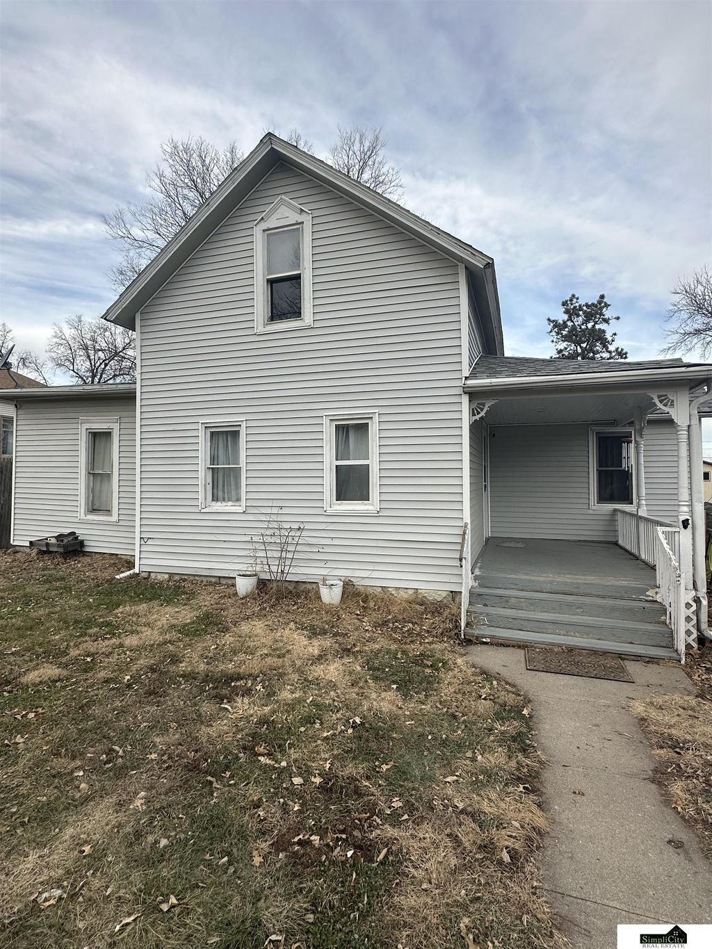 612 W Elm Street, Wilber