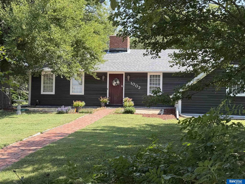 1002 N E Street, Fairfield