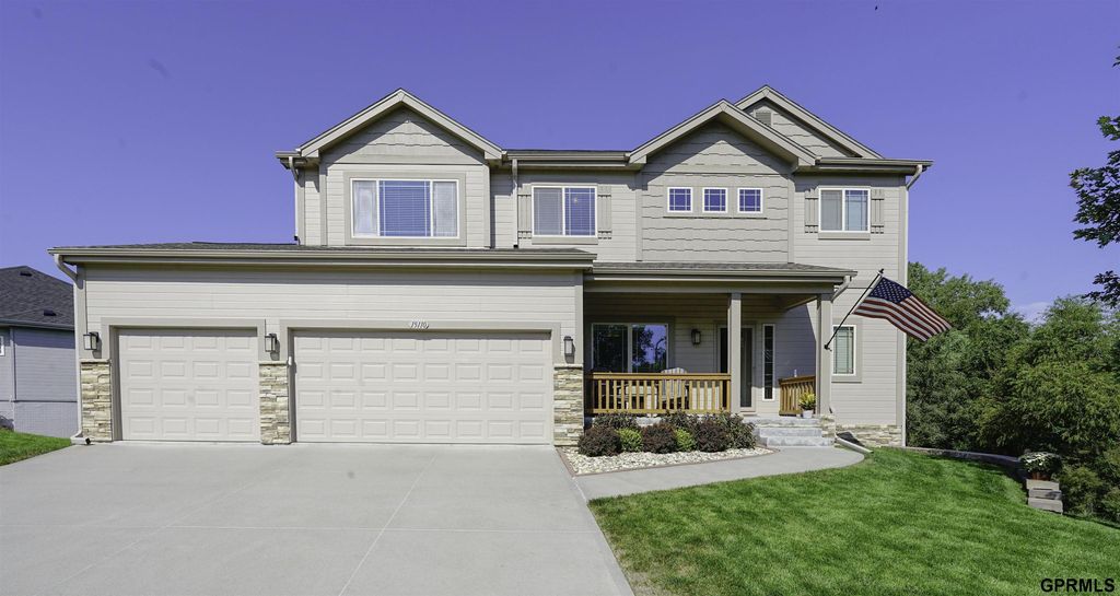 15110 S 17th Street, Bellevue