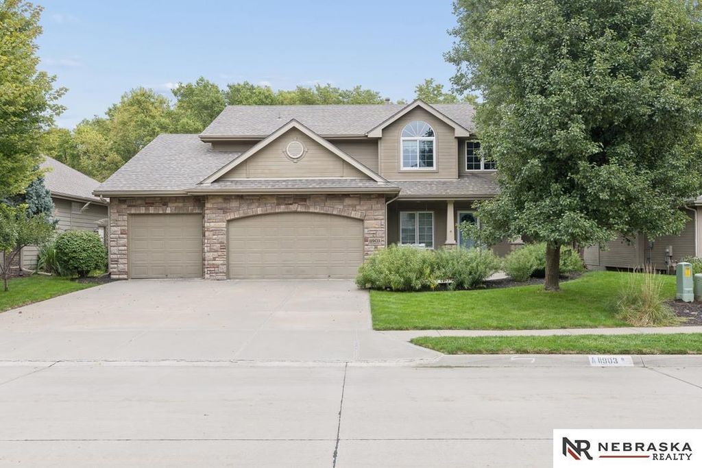 11903 S 47th Street, Papillion