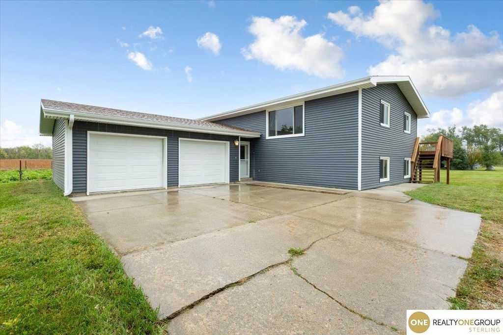 1739 County Road 39, Decatur