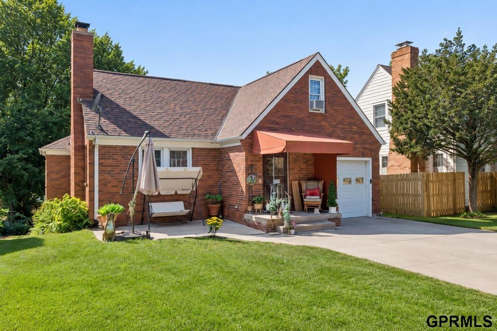 3320 N 58th Street, Omaha