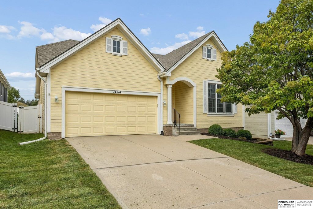 14714 Laurel Plaza, Omaha