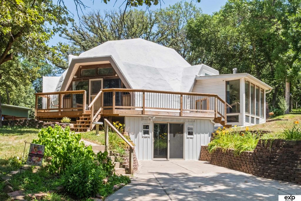 16605 Dyson Hollow Road, Bellevue