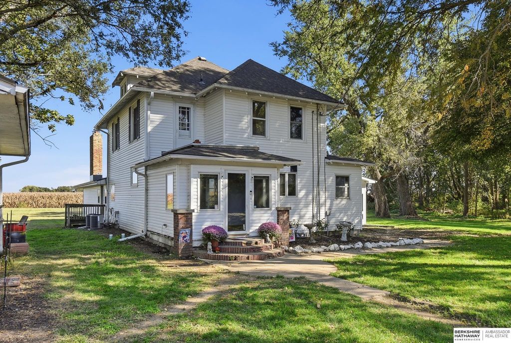 20011 County Road P14, Blair
