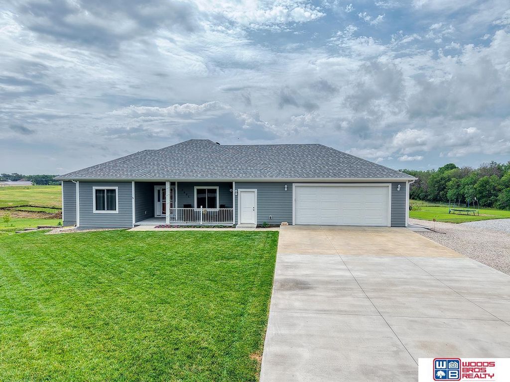 2601 Jacs Lane, Lincoln