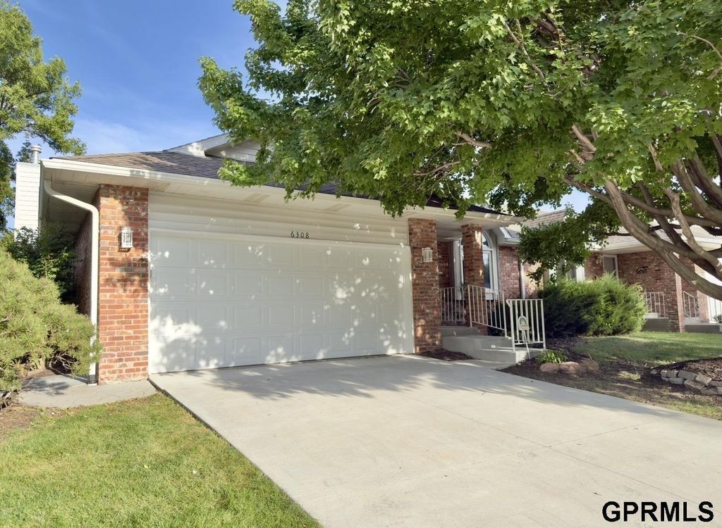 6308 S 28th Street, Lincoln