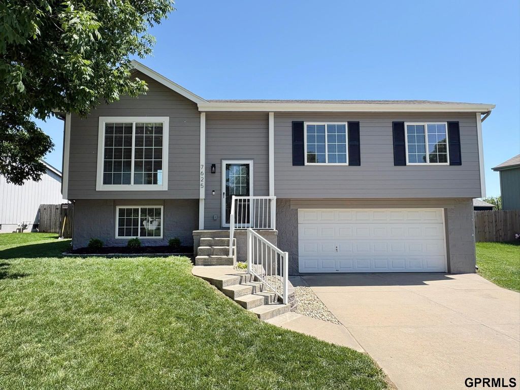 7625 Fillmore Street, Omaha