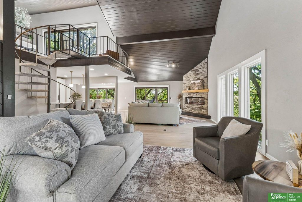 21925 Quail Ridge Circle, Elkhorn