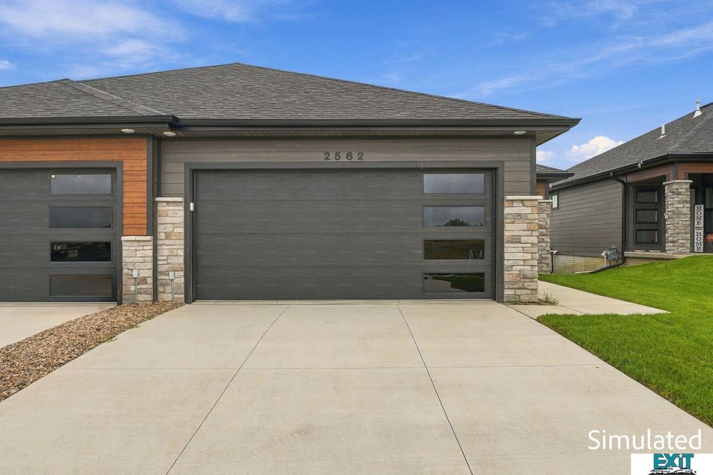 2544 Tupelo Lane, Lincoln