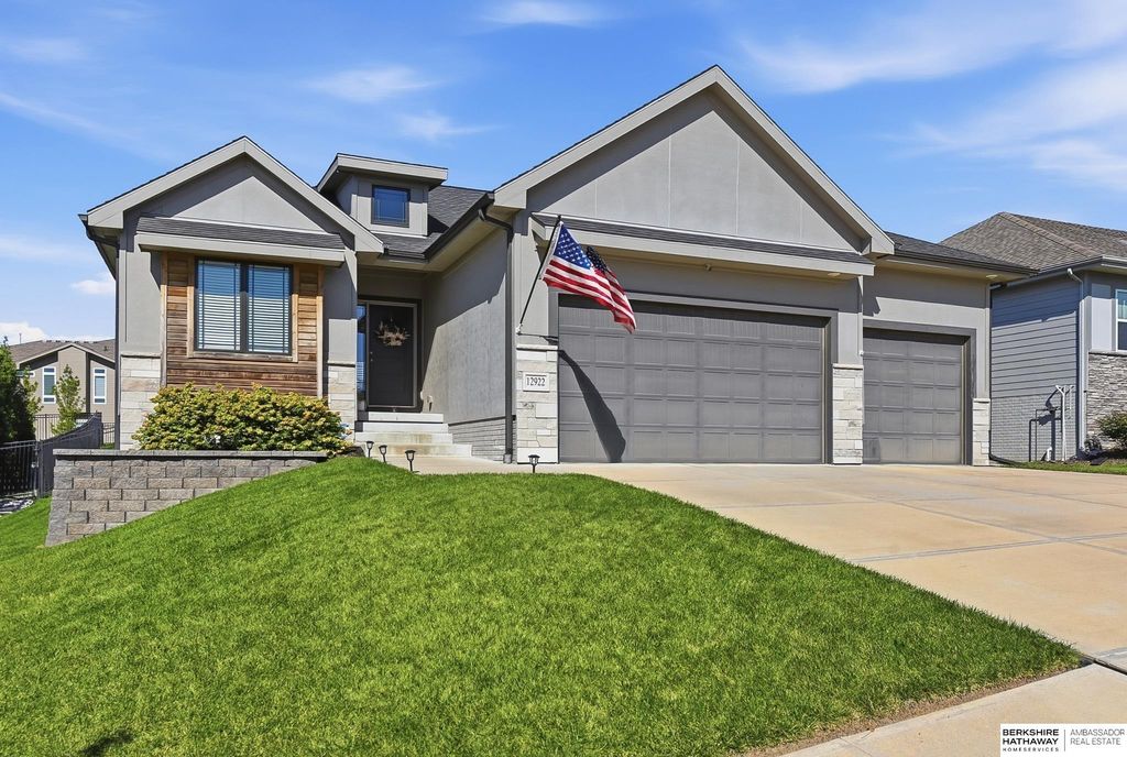 12922 Reynolds Street, Omaha