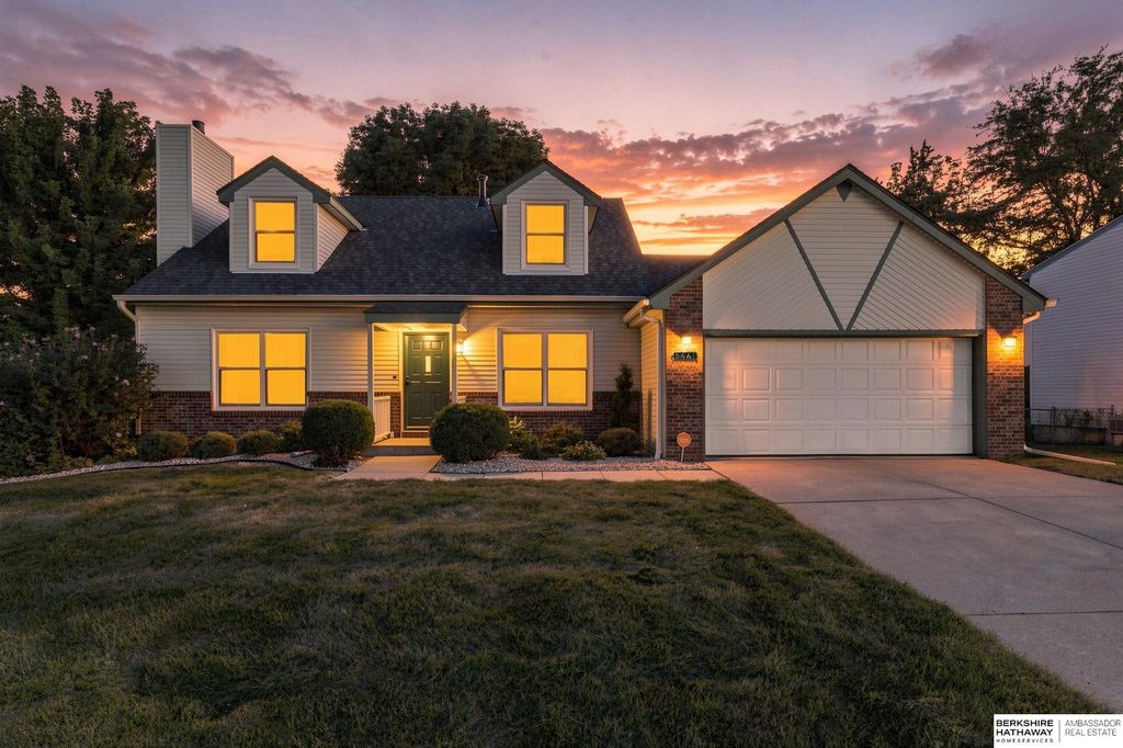 5441 S Dove Lane, Lincoln