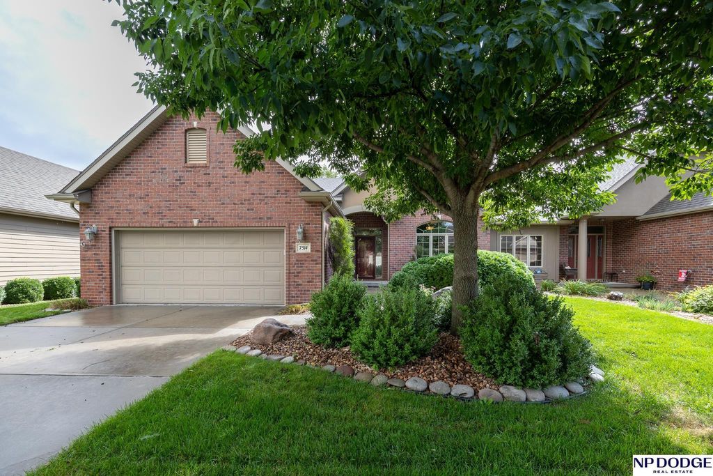 7514 Kentwell Lane, Lincoln