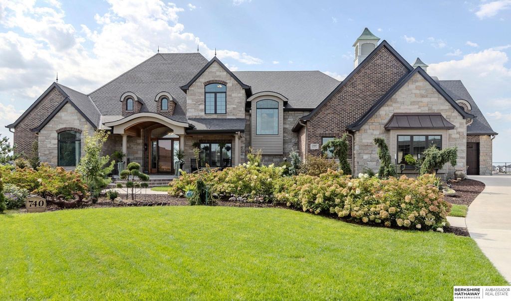 740 Stonewood Pointe, Ashland