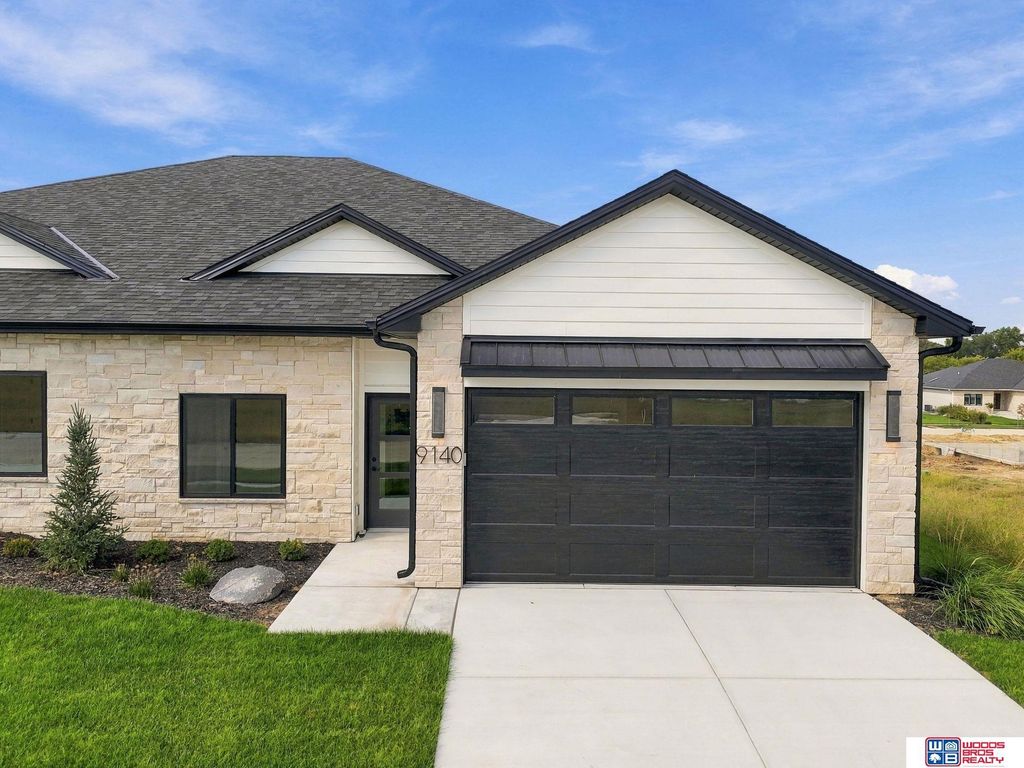 9140 Lucena Drive, Lincoln