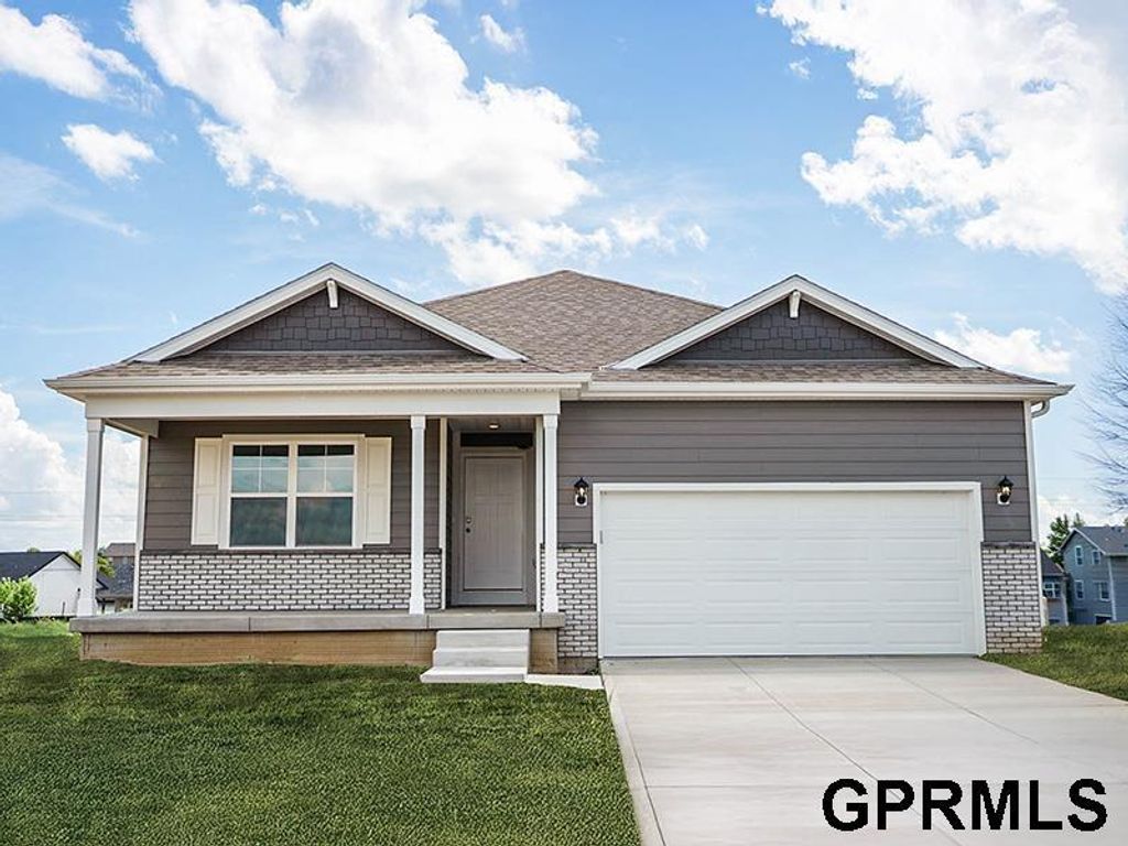 12672 S 206th Street, Gretna