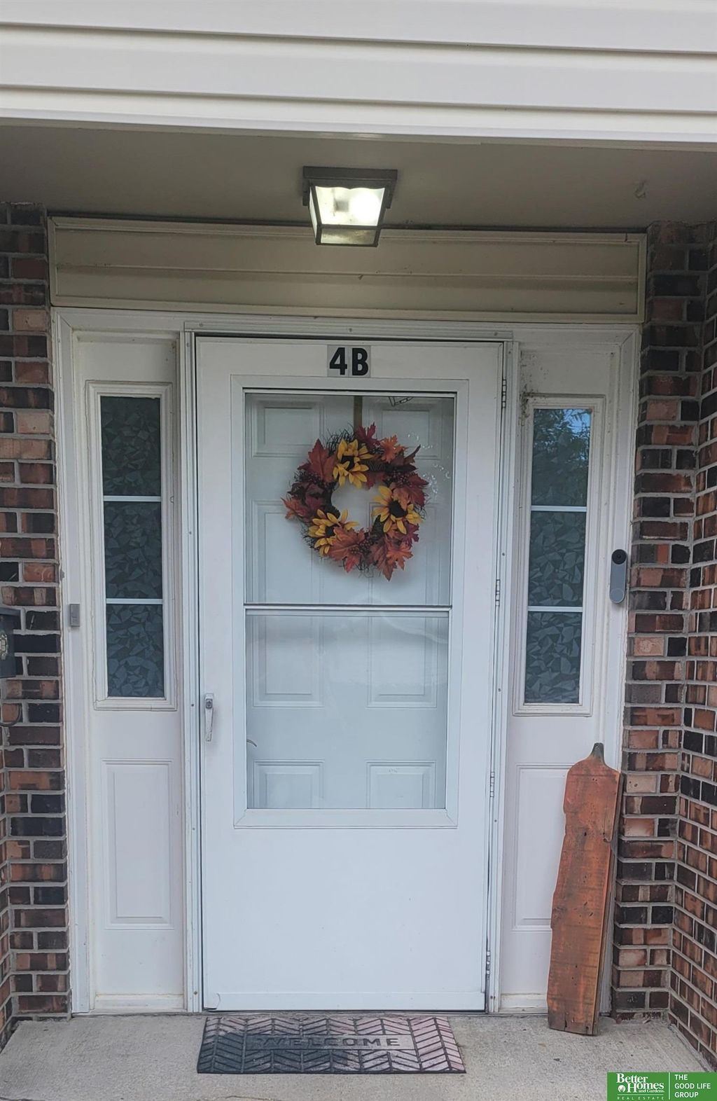 1120 Delmar Street, Unit 4b, Papillion
