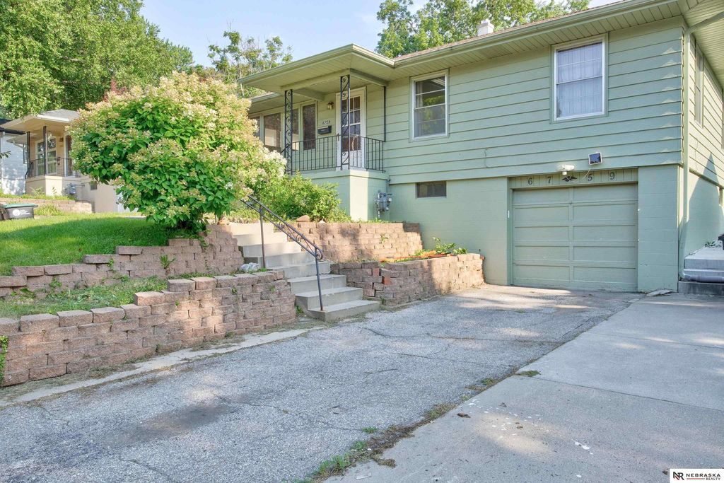 6759 Lafayette Avenue, Omaha