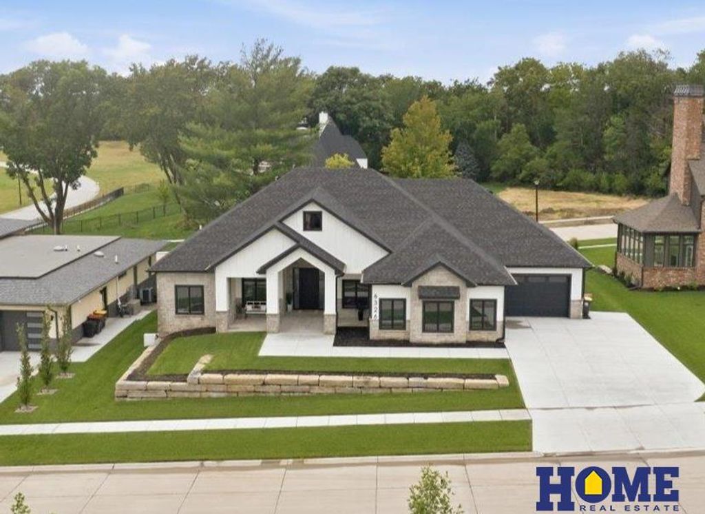 6326 Carveth Court, Lincoln