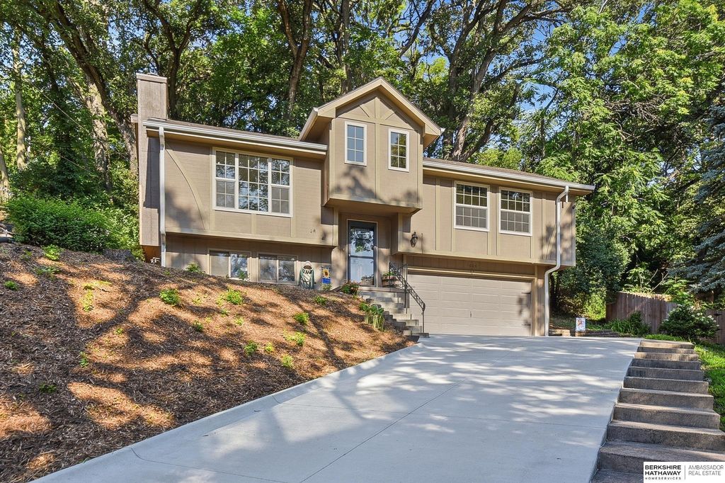 1606 Farrell Drive, Bellevue