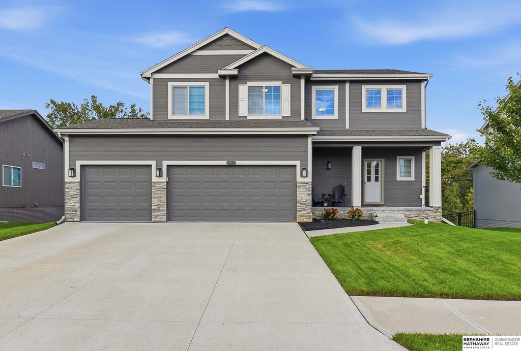 1708 Pilgrim Drive, Bellevue