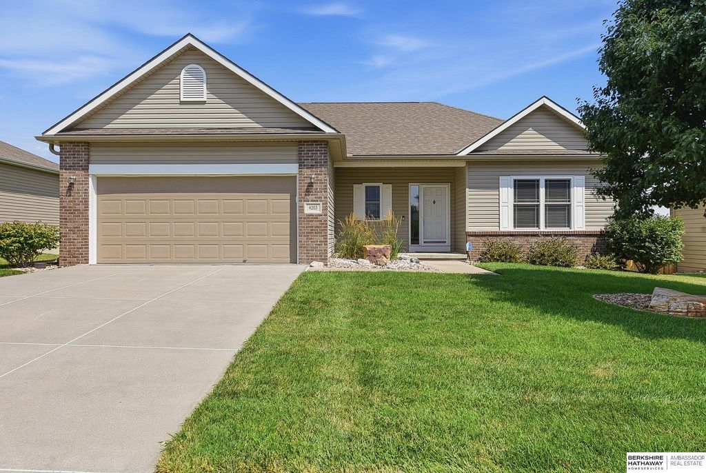4203 N 176th Street, Omaha