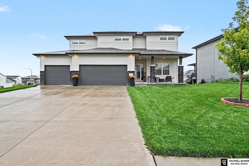 17030 Isabella Street, Bennington