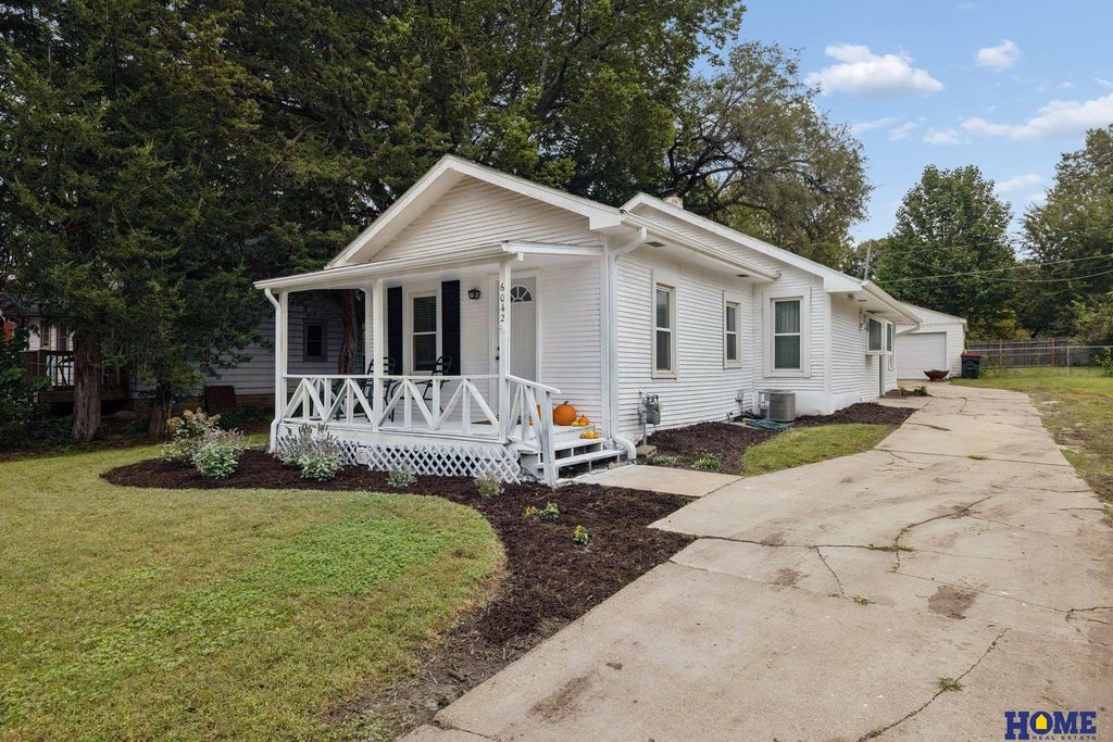 6042 Leighton Avenue, Lincoln