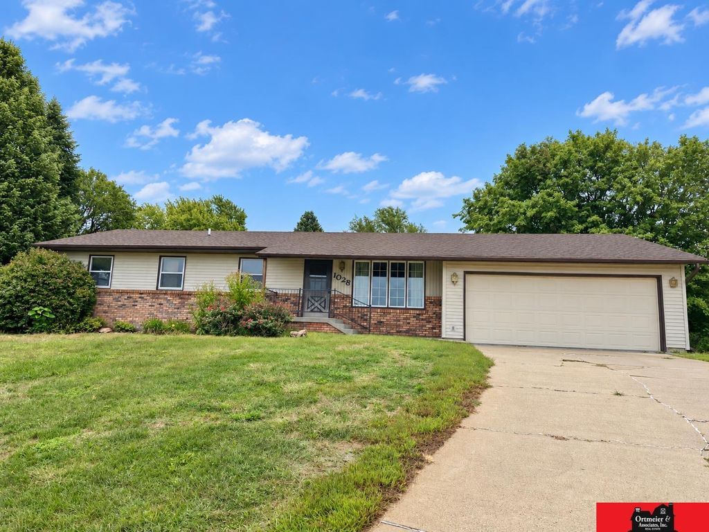 1028 E Sheridan Street, West Point